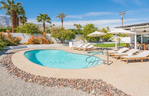 Racquet Club Estates House | The North Starr ~ A Modern Luxury Escape