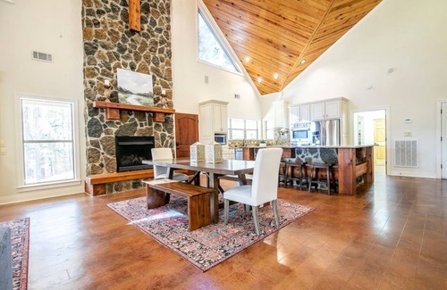 Lafayette County House | The O Stone, 3BR Cabin Retreat by VelvetDitchVillas