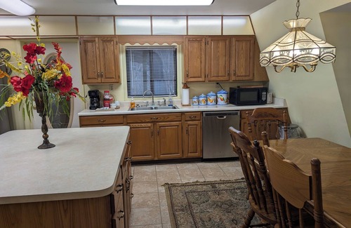 Bryson City House | The Oak Hill Housenn
