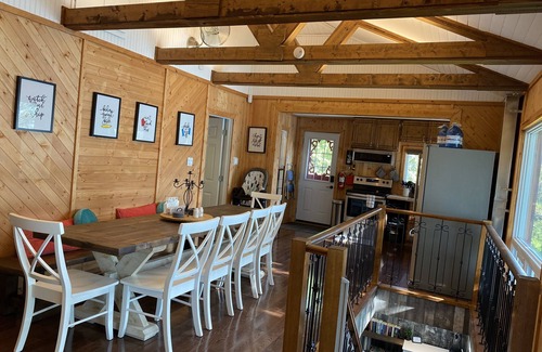Valentia Cottage | The Oakdene Cottage - hot tub with a lake view!