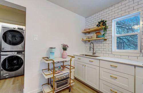 Fairpark House | The Oakley House