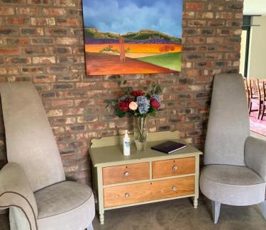 Clarens Apartment | The Oaktree House