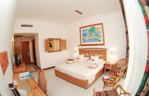 Hambantota Hotel | The Oasis Ayurveda Beach Resort