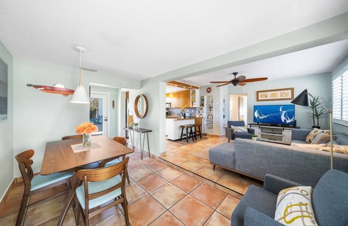 Snug Harbor Estates House | The Oasis House, heated pool/jacuzzi walk to beach