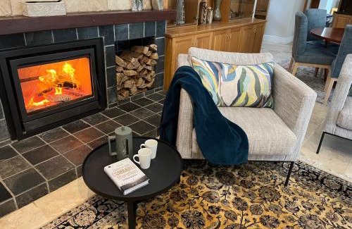Stellenbosch Villa | The Oasis of Stellenbosch