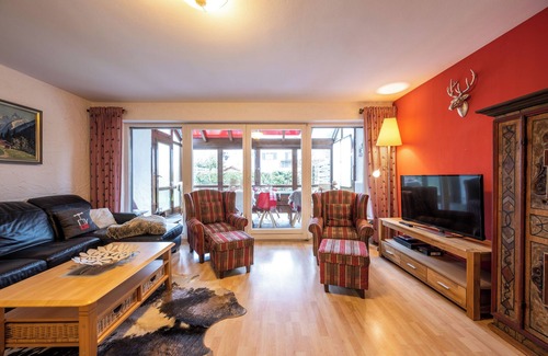Oberstdorf House | The Oberstdorf vacation home for 2-11 people with large conservatory and wellness area
