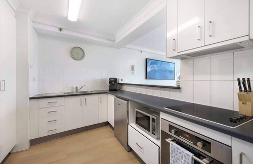 Surfers Paradise Apartment | The Ocean Arcade - Views, Games & Vibes