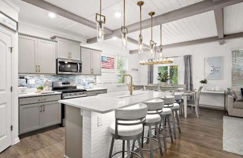 Ocean View House | The Ocean View Retreat/Luxury just 1 mile from Bethany Beach!