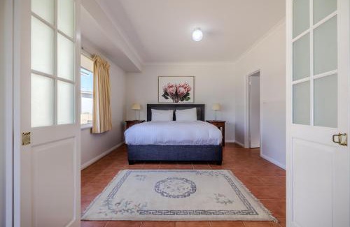 Middleton Beach Apartment | The Oceanside Stay by the BnB Collection