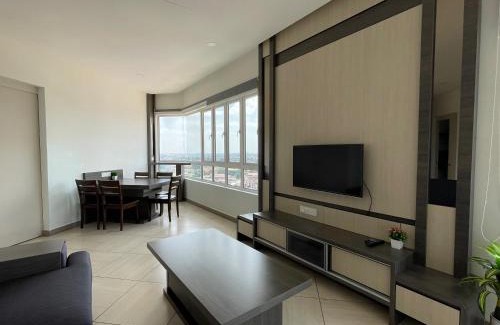 Taman Jubilee Apartment | The Octagon Suites at Ipoh City Centre, 6 pax