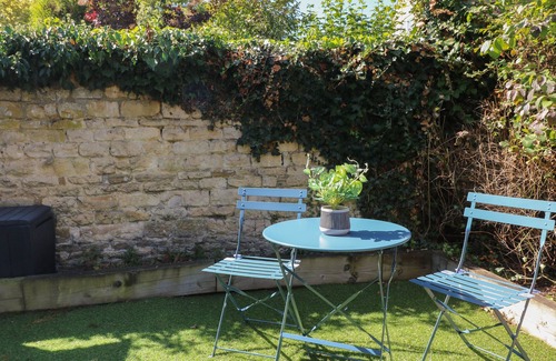 Barrowden Cottage | THE OLD BAKEHOUSE, family friendly, with open fire in Barrowden