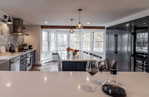 New Gloucester House | The Old Bell Tavern - Luxury in the Countryn3BDR w/AC and fantastic deck!