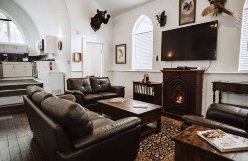 Altmar House | THE OLD CHURCH INN is a luxurious Property near Salmon River