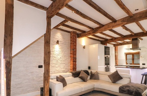 Ashbourne Cottage | THE OLD DAIRY HOUSE, pet friendly, with a garden in Ashbourne