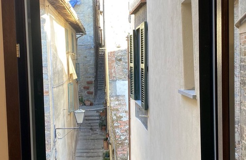 Cortona Old Town House | The Old Fashion House