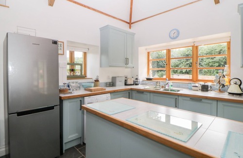 Liverton Cottage | THE OLD HAYBARN, family friendly, with open fire in Ipplepen