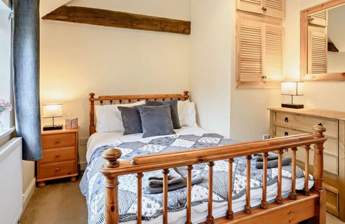Great Ryburgh House | The Old Malt Store - Two Bedroom House, Sleeps 3