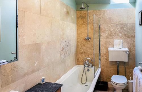 Clova House | The Old Manse - Ukc6854