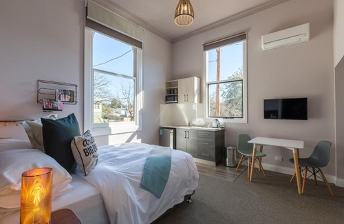 Healesville Apartment | The Old Mechanics
