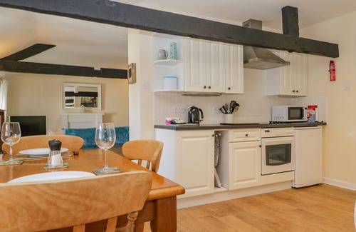 Keswick Cottage | THE OLD MILL, romantic in Keswick