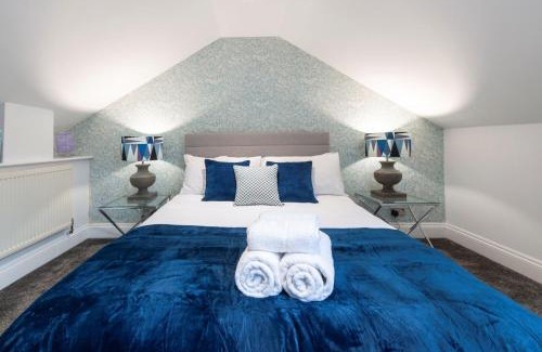 Plymouth Villa | The Old Naval Laundry - Pure B