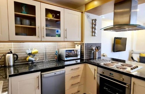 Tenby Cottage | The Old Pump House -Tenby