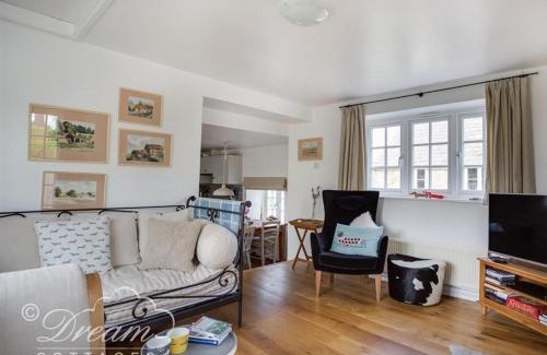 Littlebredy House | The Old Reading Room