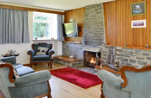 Stranraer House | The Old Schoolhouse