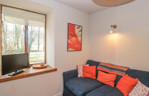 Llanvair Kilgeddin House | The Old Stables