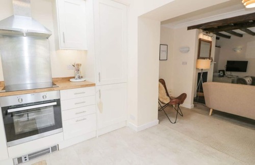 Ruthin Cottage | The Old Stables, Ruthin. Nr. Ruthin Castle