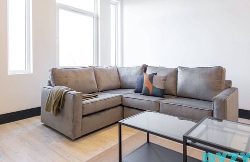 Castle Apartment | The Old Tartan Apartments 18