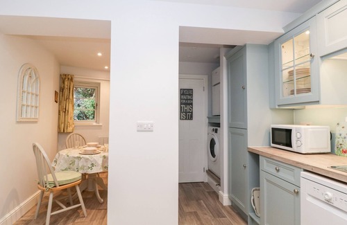 Porlock House | THE OLD THATCH, pet friendly, character holiday cottage in Porlock