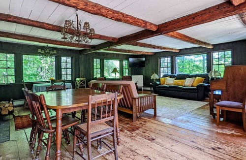 Campton Cottage | The Old Timber - Family Vacation Home with Large Recreation Room