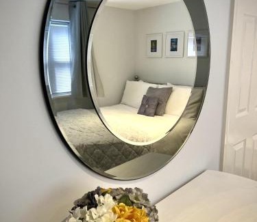 Bovingdon House | The Old Town Snug