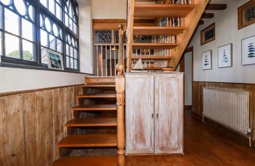 Crantock House | The Old Village Chapel