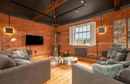 Martlesham Heath House | The Old Warehouse