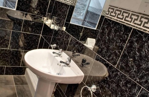 Haworth Hotel | The Old White Lion Hotel