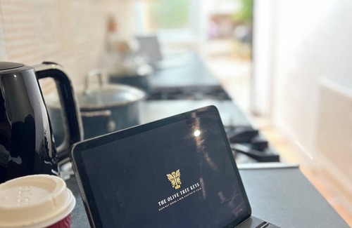 Newham House | The Olive Tree Keys - Contractor, Professional and Family Accommodation