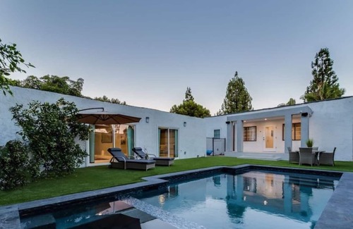Carthay Circle Villa | The Olympic Onyx Villa