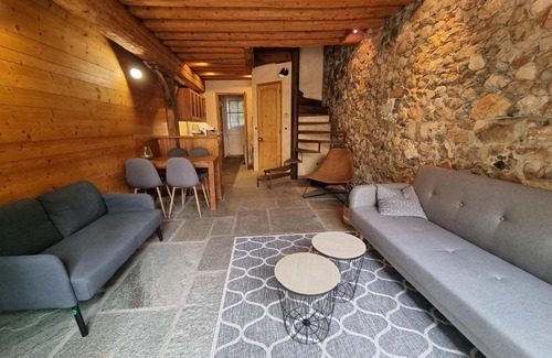 Claix Apartment | The Ombelles triplex #DM