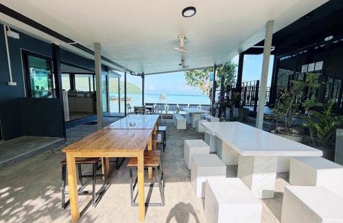 Ko Phi Phi Hostel | The One Hostel Phi Phi Island
