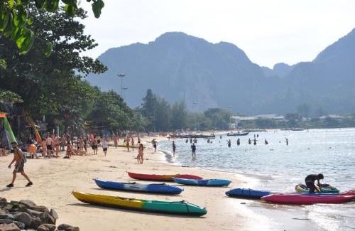Ko Phi Phi Hostel | The One Hostel Phi Phi Island