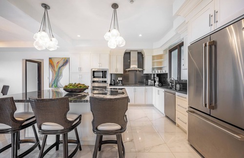 Playa Flamingo Condo | The Only 7-Bedroom at Splendor – Luxury Oceanview Condo with Rooftop