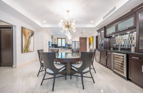 Playa Flamingo Condo | The Only 7-Bedroom at Splendor – Luxury Oceanview Condo with Rooftop