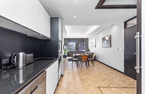 Victoria and Alfred Waterfront Apartment | The Onyx 719 - Studio Apartment, Sleeps 2
