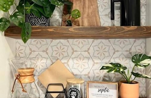 Yucca Valley Cottage | The Onyx - Hot tub - Cowboy Pool - Lounging deck