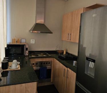Downtown Johannesburg Apartment | The Orange Corner II