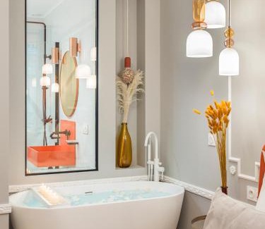 Saint-Cloud Apartment | The Orange Haussmann