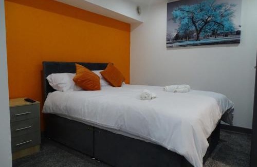 Bradford Apartment | The Orange Outpost 8a - City Centre