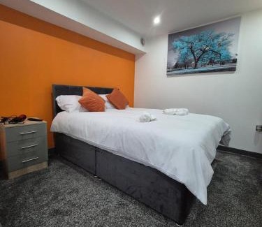 Bradford Apartment | The Orange Outpost 8a - City Centre